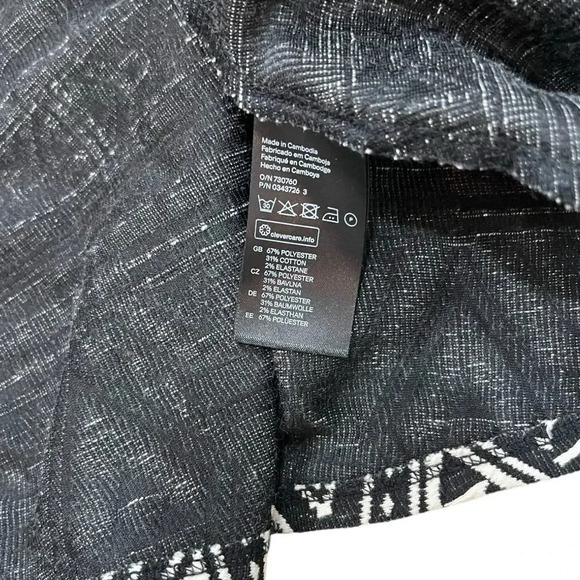 H&M Black Grometric Print Mini Skater Dress M - Picture 4 of 4